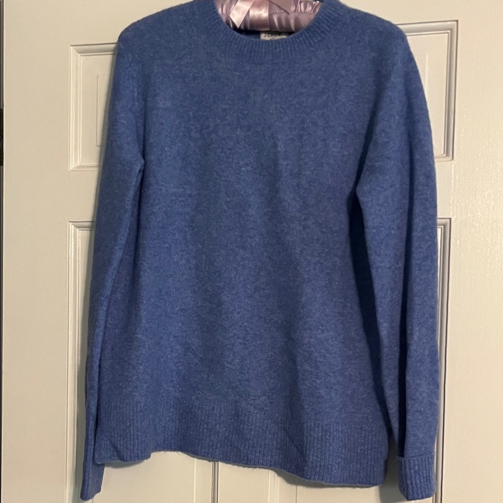 Women’s Blue Sweater